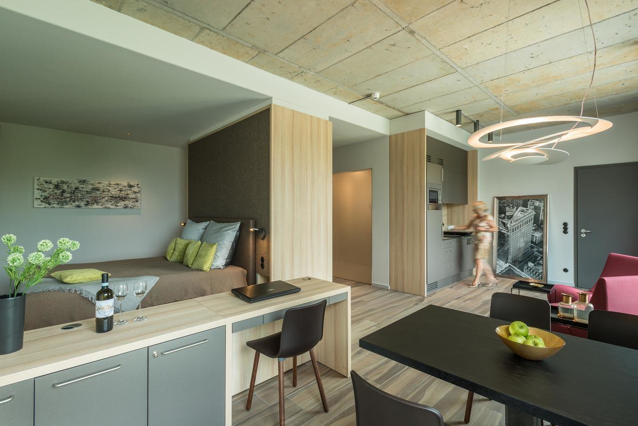 Golden Ball, Exclusive Serviced Apartments Munich Ашхайм Экстерьер фото