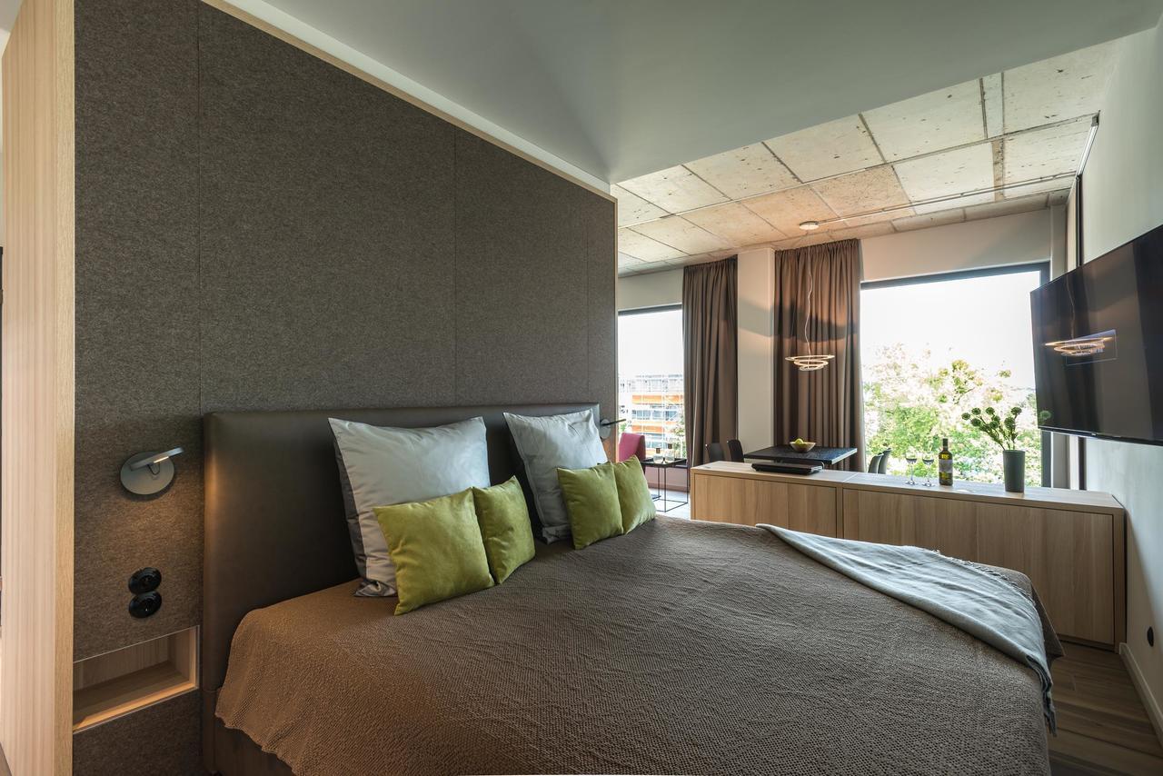 Golden Ball, Exclusive Serviced Apartments Munich Ашхайм Экстерьер фото