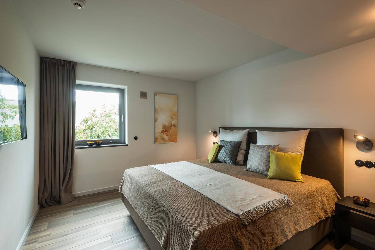 Golden Ball, Exclusive Serviced Apartments Munich Ашхайм Экстерьер фото