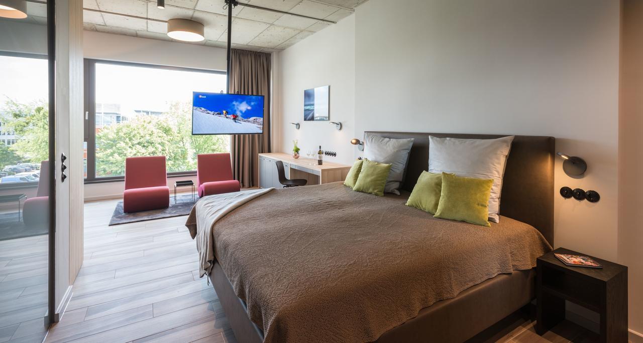 Golden Ball, Exclusive Serviced Apartments Munich Ашхайм Экстерьер фото