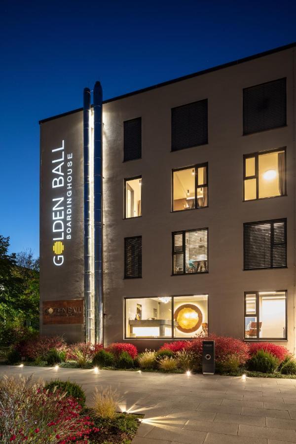Golden Ball, Exclusive Serviced Apartments Munich Ашхайм Экстерьер фото